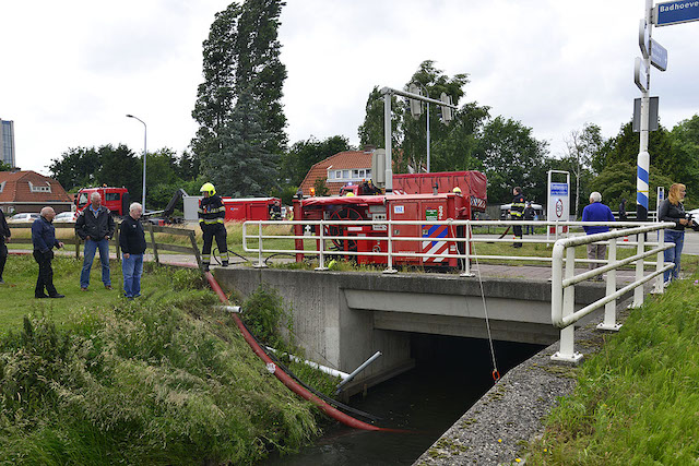 2019/124/20190608-15u06 GB 071 Grote brand Sloterweg.jpg